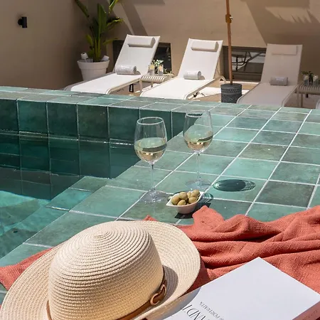 Canopy House By Portgual Active I Heated Pool *