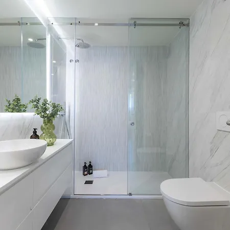 Canopy House By Portgual Active I Heated Pool بيت للعطل