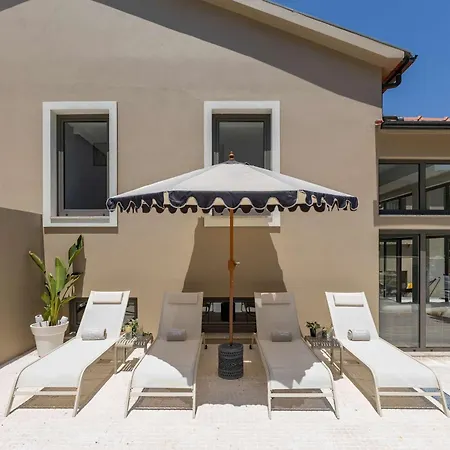 بيت للعطل Canopy House By Portgual Active I Heated Pool *