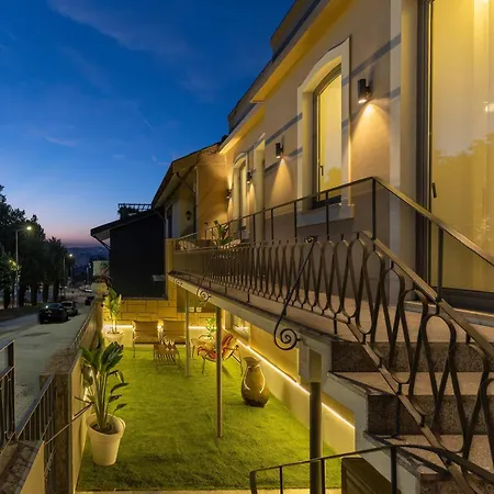 Canopy House By Portgual Active I Heated Pool بيت للعطل تروفا